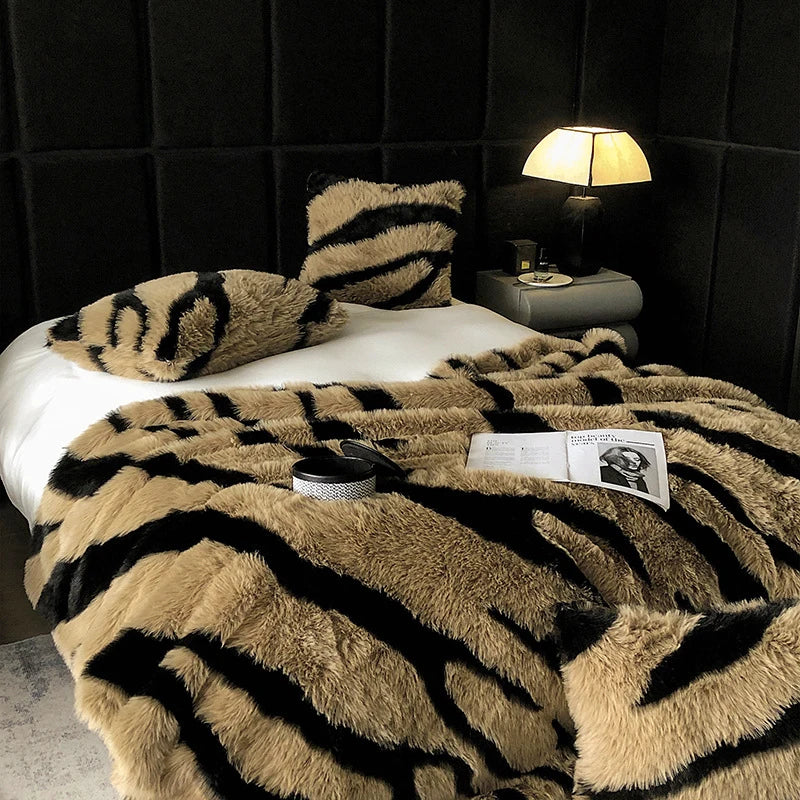 ZUZT Zebra Print Faux Fur Blanket  Polyester Soft Cozy Throw for Bed and Sofa