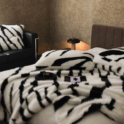 ZUZT Zebra Print Faux Fur Blanket  Polyester Soft Cozy Throw for Bed and Sofa