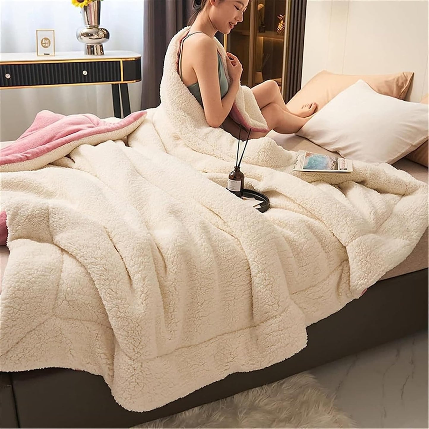 ZUZT Sherpa and Flannel Reversible Throw Blanket  Polyester Soft Warm Fleece Blanket for Sofa and Bed