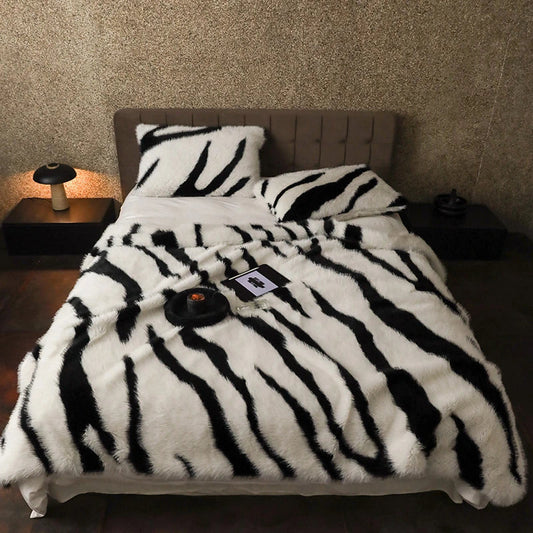 ZUZT Zebra Print Faux Fur Blanket  Polyester Soft Cozy Throw for Bed and Sofa